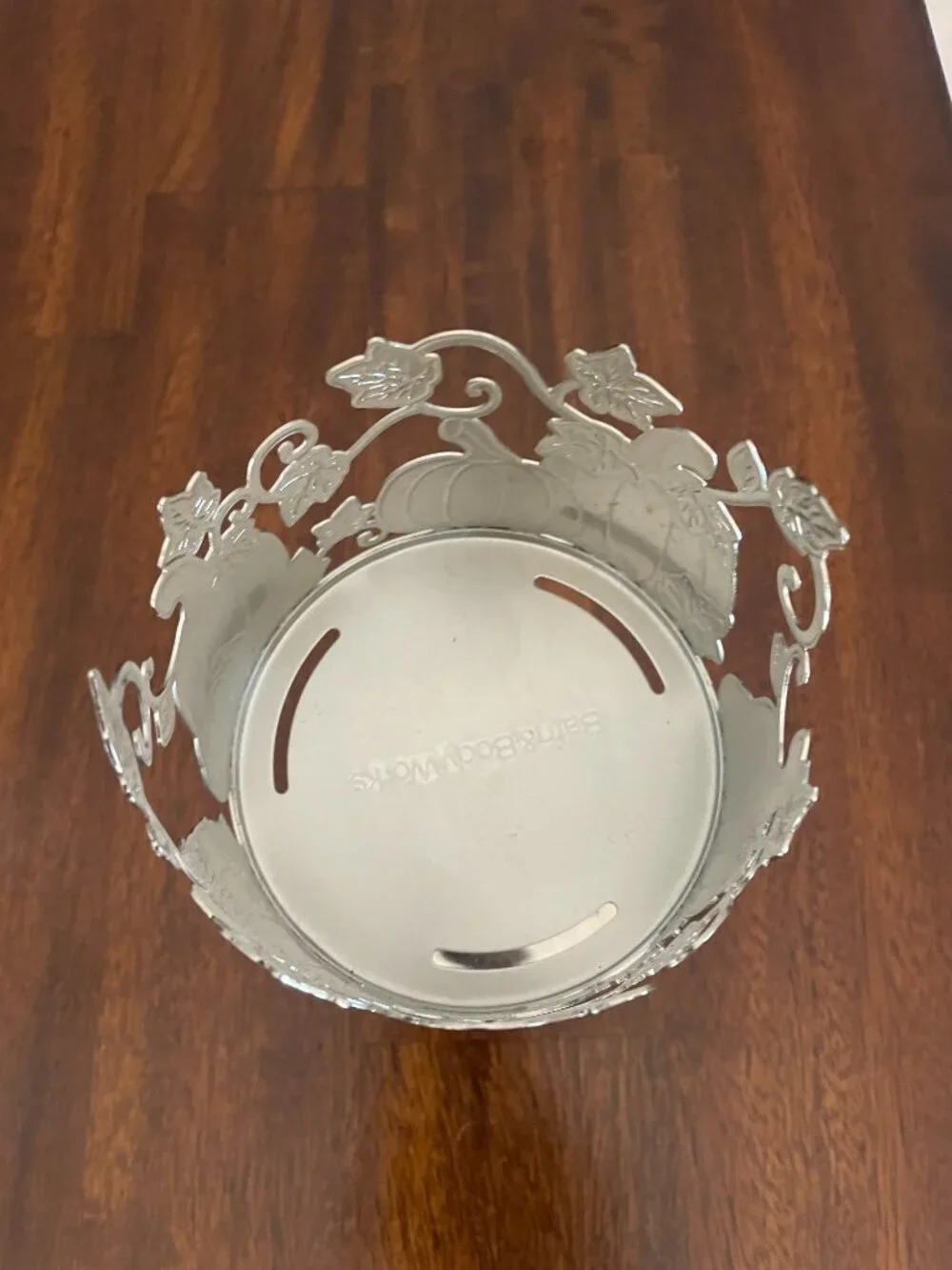 Bath & Body Works Pumpkin Pattern Metal 3 Wick Candle Pedestal Holder!
